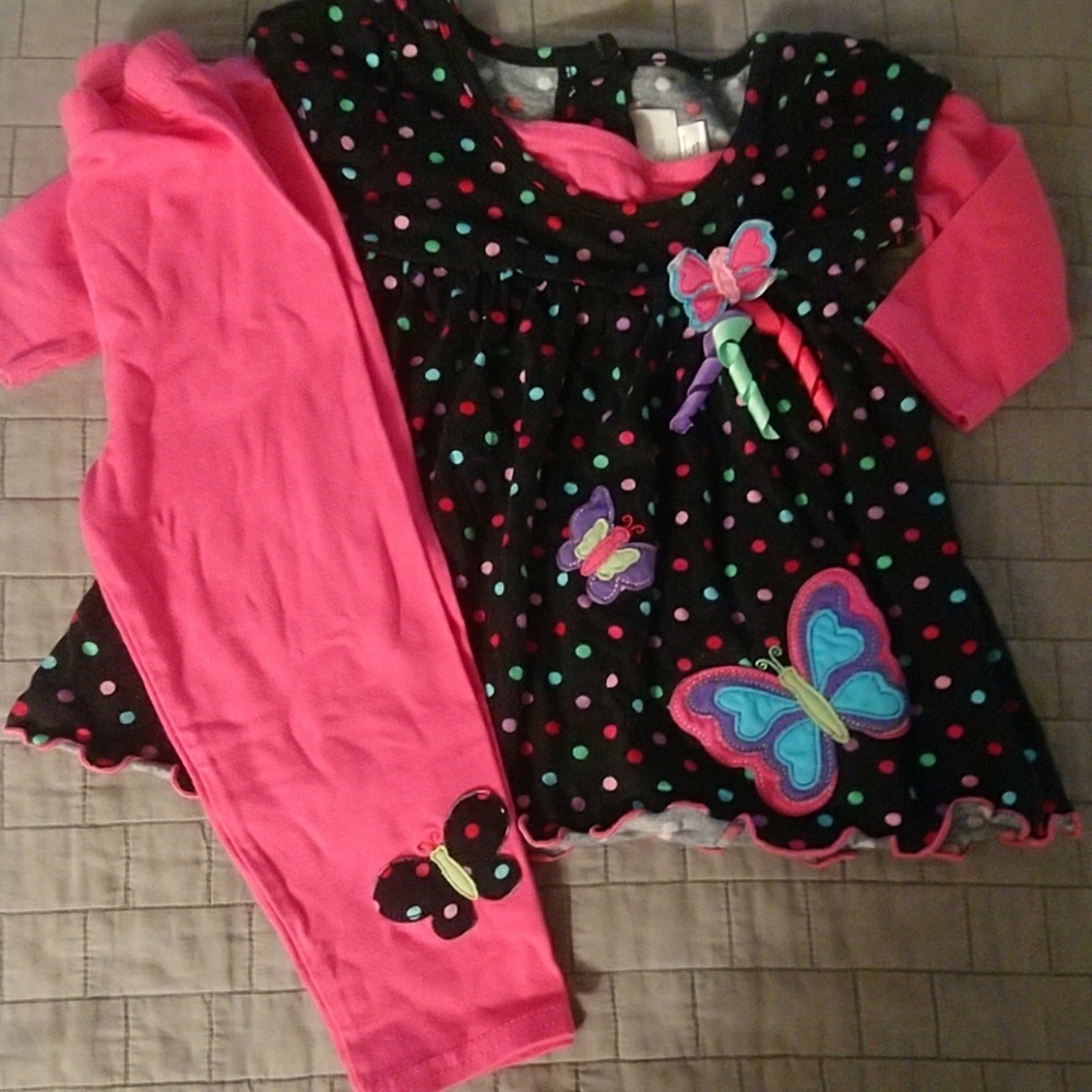 New no tags baby girls Sophie Rose outfit
